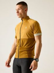 Dare 2b Koszulka kolarska "Protraction III" w kolorze żółtym rozmiar: L. Żółte t-shirty sportowe Dare 2B, bez wzorów, z materiału, bez ramiączek, rowerowe. Za 91.77 zł.