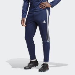 Tiro 23 Club Training Pants. Białe spodnie treningowe długie Adidas, l, bez wzorów, z dresówki. Za 144.99 zł.