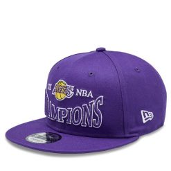 Czapka New Era. Fioletowe czapki zimowe New Era, bez wzorów. Za 219.99 zł.