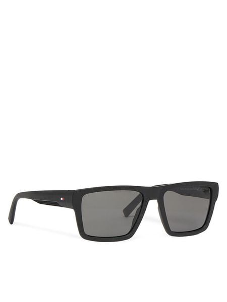 Tommy Hilfiger Okulary przeciwsłoneczne 2324/S 208680 Czarny. Czarne okulary przeciwsłoneczne Tommy Hilfiger. Za 497.99 zł.