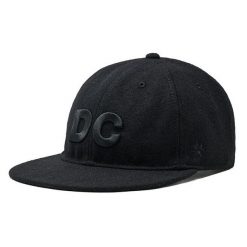 Czapka z daszkiem DC. Czarne czapki z daszkiem DC, bez wzorów. Za 69.99 zł.