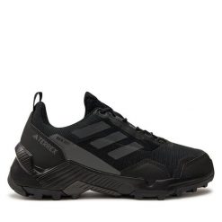 Trekkingi adidas. Czarne buty trekkingowe Adidas, bez wzorów, bez zapięcia. Za 379.99 zł.