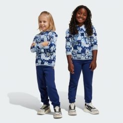 Disney Mickey Mouse Jogger Set. Czerwone bluzy Adidas, bez wzorów, z dresówki, z kapturem. Za 329.00 zł.