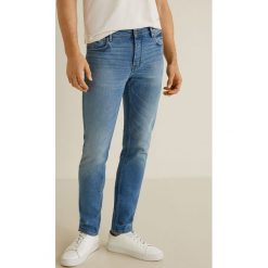 Mango Man - Jeansy Tim4. Jeansy marki Mango Man. W wyprzedaży za 139.90 zł.
