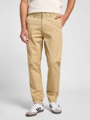 LEE MĘSKIE SPODNIE MATERIAŁOWE LEE SLIM CHINO SAND 112363970. Spodnie materiałowe Lee, l, bez wzorów, z materiału. Za 199.99 zł.