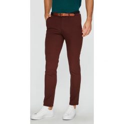 Selected - Spodnie. Spodnie materiałowe Selected. W wyprzedaży za 129.90 zł.