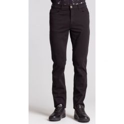 Czarne jeansy męskie regular fit - Czarny. Czarne jeansy TRUSSARDI JEANS, m. Za 199.60 zł.