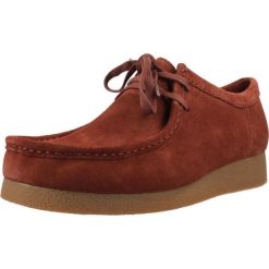 Buty CLARKS WALLABEE EVOBT Bordeaux. Czerwone buty trekkingowe Clarks, bez wzorów, z tkaniny, bez zapięcia. Za 382.99 zł.