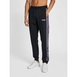 Jogging Hummel GC Julian. Czarne szorty Hummel, xl, bez wzorów, z dresówki, sportowe. W wyprzedaży za 241.25 zł.