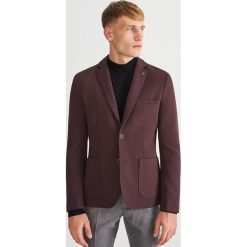 Marynarka z tkaniny strukturalnej slim fit - Fioletowy. Marynarki marki Reserved. W wyprzedaży za 119.99 zł.