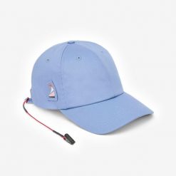 Czapka z daszkiem żeglarska Decathlon 100. Niebieskie czapki z daszkiem Decathlon, bez wzorów, z bawełny. Za 39.99 zł.