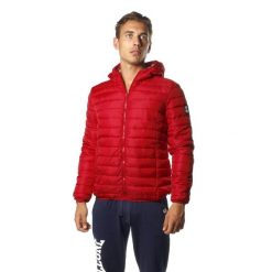 Kurtka puchowa z kaptur na co dzień na siłownię. Czerwone kurtki LEONE 1947 APPAREL, bez wzorów, z poliesteru, bez kaptura. W wyprzedaży za 188.41 zł.