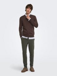 ONLY & SONS Sweter "Onswyler" w kolorze brązowym rozmiar: XL. Brązowe swetry nierozpinane Only & Sons, xl, bez wzorów, bez kołnierzyka, bez ramiączek. Za 109.95 zł.