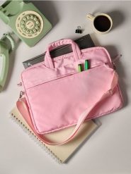 Torba na laptopa - różowy. Czerwone torby na laptopa Sinsay. Za 29.99 zł.