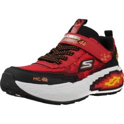 Buty SKECHERS MEGA-CRAFT 4K Czerwony. Czerwone buty turystyczne Skechers, bez wzorów, z syntetyku, bez zapięcia, na fitness i siłownię. Za 204.99 zł.