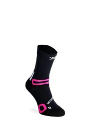 Skarpety turystyczne X-Socks Hike Discover Crew. Czarne skarpety X-Socks, bez wzorów, z materiału. Za 102.29 zł.