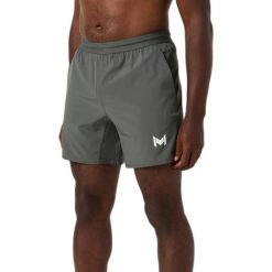 Szorty Mouratoglou Match Paris. Czerwone krótkie spodenki sportowe MOURATOGLOU, m, bez wzorów, z materiału. Za 249.50 zł.