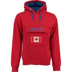 Bluza "Gadreak" w kolorze czerwonym. Bluzy z kapturem marki Canadian Peak, m, z haftami, z kapturem. W wyprzedaży za 121.95 zł.
