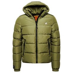 Kurtka z kapturem Superdry Sports. Zielone kurtki Superdry, m, bez wzorów, z puchu, z kapturem. W wyprzedaży za 447.30 zł.