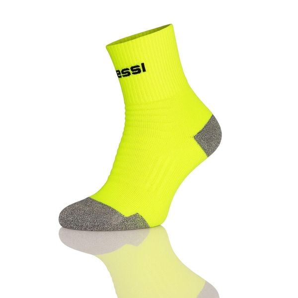 Skarpety sportowe Unisex Nessi Sportswear Trail U Termoaktywne. Żółte bielizna termoaktywna NESSI SPORTSWEAR, bez wzorów. W wyprzedaży za 44.90 zł.