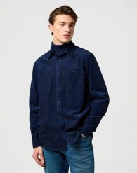 MESKA KOSZULA WRANGLER 1 PKT CORDUROY SHIRT NAVY 112371527. Niebieskie koszule Wrangler, xl, bez wzorów, bez kołnierzyka, bez ramiączek. Za 189.99 zł.