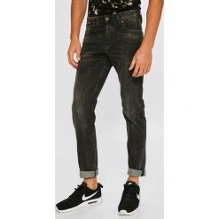 Scotch & Soda - Jeansy. Szare jeansy Scotch & Soda. W wyprzedaży za 319.90 zł.