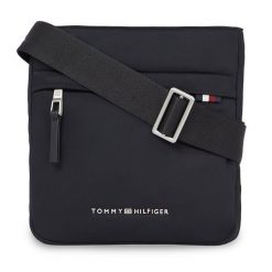 Saszetka Tommy Hilfiger. Czarne saszetki i nerki Tommy Hilfiger, bez wzorów. Za 299.99 zł.