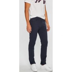 Jack & Jones - Spodnie. Spodnie materiałowe marki Jack & Jones. W wyprzedaży za 89.90 zł.