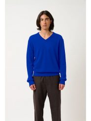 AUTHENTIC CASHMERE Kaszmirowy sweter w kolorze niebieskim rozmiar: M. Niebieskie swetry nierozpinane AUTHENTIC CASHMERE, m, bez wzorów, z kaszmiru, bez kołnierzyka, bez ramiączek. Za 391.99 zł.