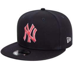 Czapka z daszkiem męska New Era Outline 9FIFTY New York Yankees Cap. Czarne czapki z daszkiem New Era, bez wzorów, z bawełny. Za 159.99 zł.