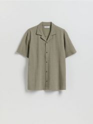 Strukturalna koszula regular fit - jasnozielony. Zielone koszule Reserved, l, bez wzorów, z bawełny, bez kołnierzyka, bez ramiączek. Za 119.99 zł.