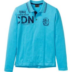 Shirt polo z długim rękawem i plisą guzikową bonprix błękit laguny z nadrukiem. Bluzki z długim rękawem bonprix. Za 37.99 zł.