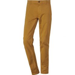 BOSS CASUAL Chinosy rust/copper. Eleganckie spodnie BOSS CASUAL. Za 419.00 zł.