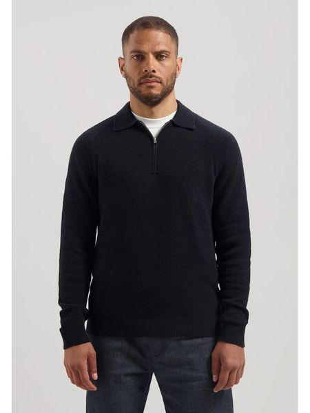 DSTREZZED Sweter w kolorze czarnym rozmiar: XL. Czarne swetry nierozpinane Dstrezzed, xl, bez wzorów, bez kołnierzyka, bez ramiączek. Za 324.26 zł.