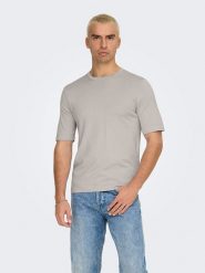 ONLY & SONS Koszulka w kolorze beżowym rozmiar: XL. Brązowe bezrękawniki Only & Sons, xl, bez wzorów, z włókna, bez kołnierzyka, bez ramiączek. Za 65.85 zł.