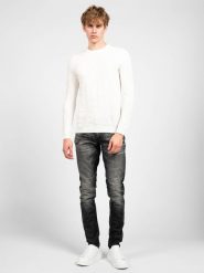 Antony Morato Sweter | MMSW00940 YA100018 | Mężczyzna | Biały. Białe swetry nierozpinane Antony Morato, m, bez wzorów, z bawełny, bez kołnierzyka, bez ramiączek. W wyprzedaży za 139.00 zł.
