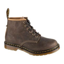 Buty Dr. Martens 101 DM31872777 brązowe. Brązowe botki sznurowane bez wzorów, z gumy, bez obcasa, bez zapięcia. Za 1,051.78 zł.