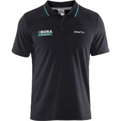 Koszulka polo w kolorze czarnym. Koszulki polo marki Craft, z klasycznym kołnierzykiem, z krótkim rękawem. W wyprzedaży za 100.95 zł.