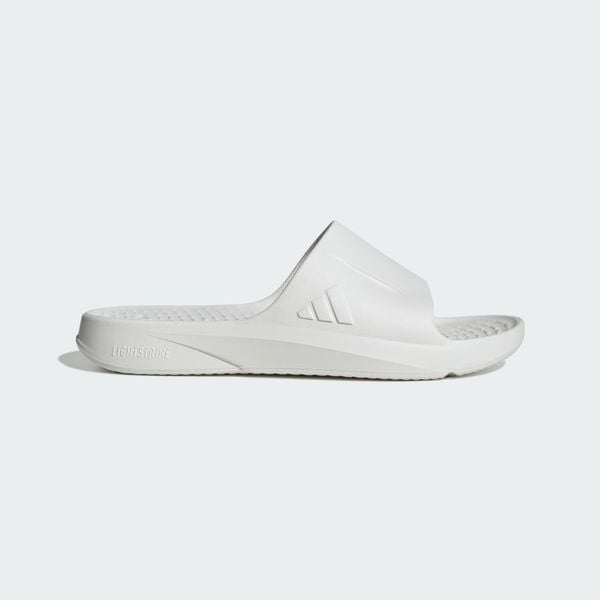 KLAPKI LIGHTSHIFT. Czarne klapki Adidas, z syntetyku. Za 129.00 zł.