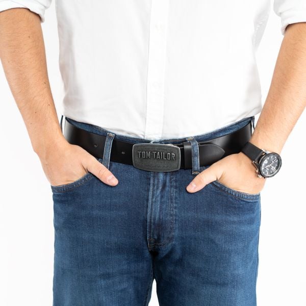 TOM TAILOR MĘSKI PASEK SKÓRZANY KLASYCZNY SKÓRA TG1060R01/791 40mm Gürtel Q.2647 0791 BLACK. Czarne paski Tom Tailor, bez wzorów, z jeansu, eleganckie. Za 99.99 zł.