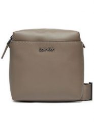 Calvin Klein Saszetka Clean Essential Cube Reporter K50K512183 Beżowy. Brązowe saszetki i nerki CALVIN KLEIN, bez wzorów, ze skóry. Za 159.99 zł.