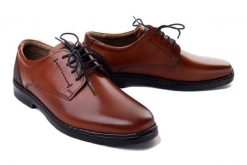 JOSEF SEIBEL 42801 860 371 Alastair 01 cognac-kombi, półbuty męskie. Brązowe eleganckie półbuty Josef Seibel, bez wzorów, ze skóry, bez obcasa, bez zapięcia. Za 194.95 zł.