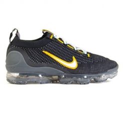 Buty do chodzenia męskie Nike Air Vapormax 2021. Czarne buty sportowe casual Nike, bez wzorów, z materiału, bez zapięcia. Za 1,447.00 zł.
