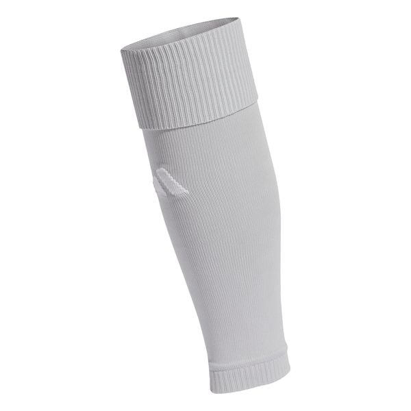 Skarpetki adidas Milano Sleeve. Białe skarpety Adidas, bez wzorów, z elastanu. Za 49.99 zł.