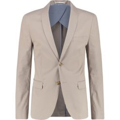 Pier One Marynarka garniturowa beige. Garnitury marki Pier One. W wyprzedaży za 224.25 zł.