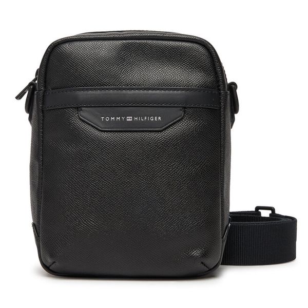 Saszetka Tommy Hilfiger. Czarne saszetki i nerki Tommy Hilfiger, bez wzorów, małe, bez dodatków. Za 449.99 zł.