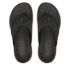 Japonki Skechers. Czarne japonki Skechers, bez wzorów. Za 229.99 zł.