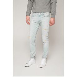 Calvin Klein Jeans - Jeansy Berlin Blue. Jeansy marki Calvin Klein Jeans. W wyprzedaży za 319.90 zł.