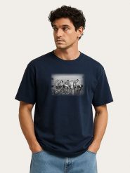 WOOOP Koszulka "Friends Official Lunch Atop A Skyscraper" w kolorze granatowym rozmiar: L. Niebieskie bezrękawniki Wooop, l, bez wzorów, z bawełny, bez kołnierzyka, bez ramiączek. Za 66.47 zł.