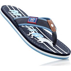 Klapki japonki Mustang bonprix niebieski. Klapki marki QUECHUA. Za 59.99 zł.